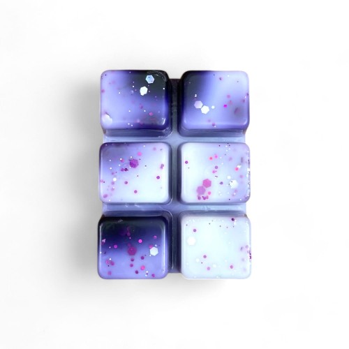 Winter-Bee-Candles_wosk_70-10c.jpg