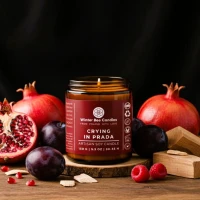 Świeca sojowa Winter Bee Candles - Crying in Prada - 150g