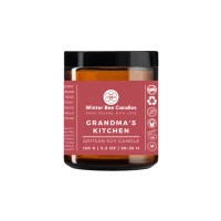 Świeca sojowa Winter Bee Candles - Grandma's Kitchen - 150g